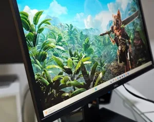 Photo - 1new Dell 24" Inch FHD Resolution Fram