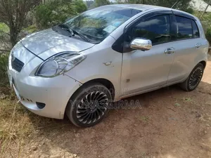 Toyota Yaris 2006 Silver