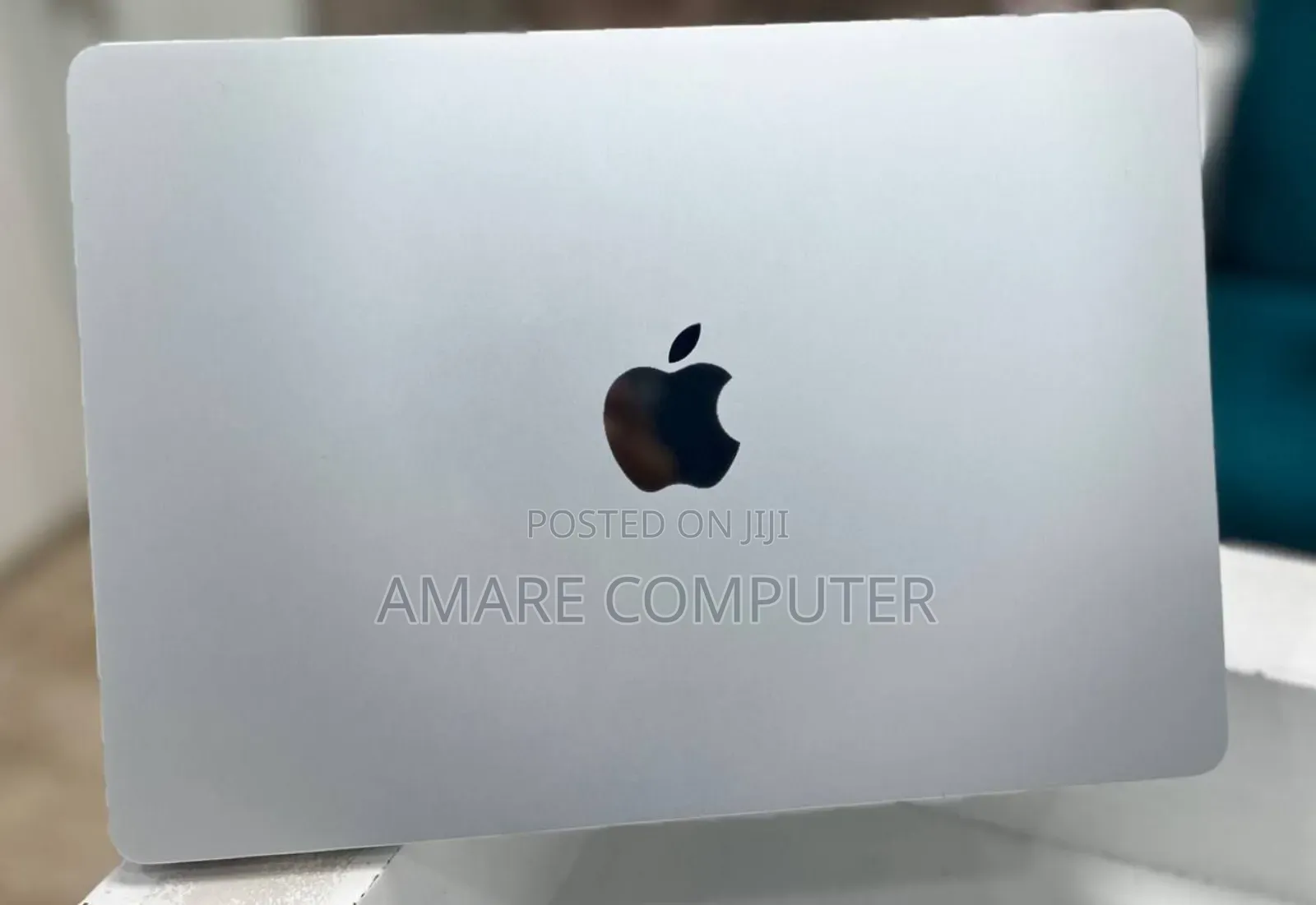 New Laptop Apple MacBook Air 2022 M2 8GB Apple M2 SSD 256GB