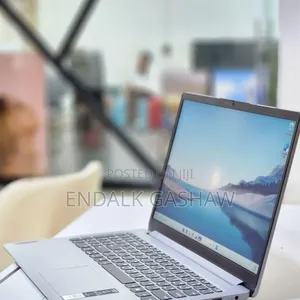 New Laptop Lenovo Ideapad 3 8GB AMD Ryzen 5 SSD 512GB