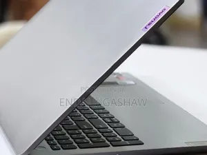 New Laptop Lenovo Ideapad 3 8GB AMD Ryzen 5 SSD 512GB