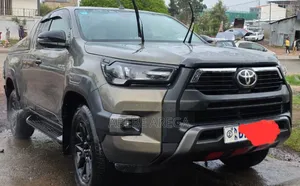 Photo - Toyota Hilux Revo Single Cab Deisel 2.4 RWD 2020 Green