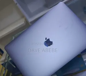 New Laptop Apple MacBook Pro 2022 M2 8GB Apple M2 SSD 256GB