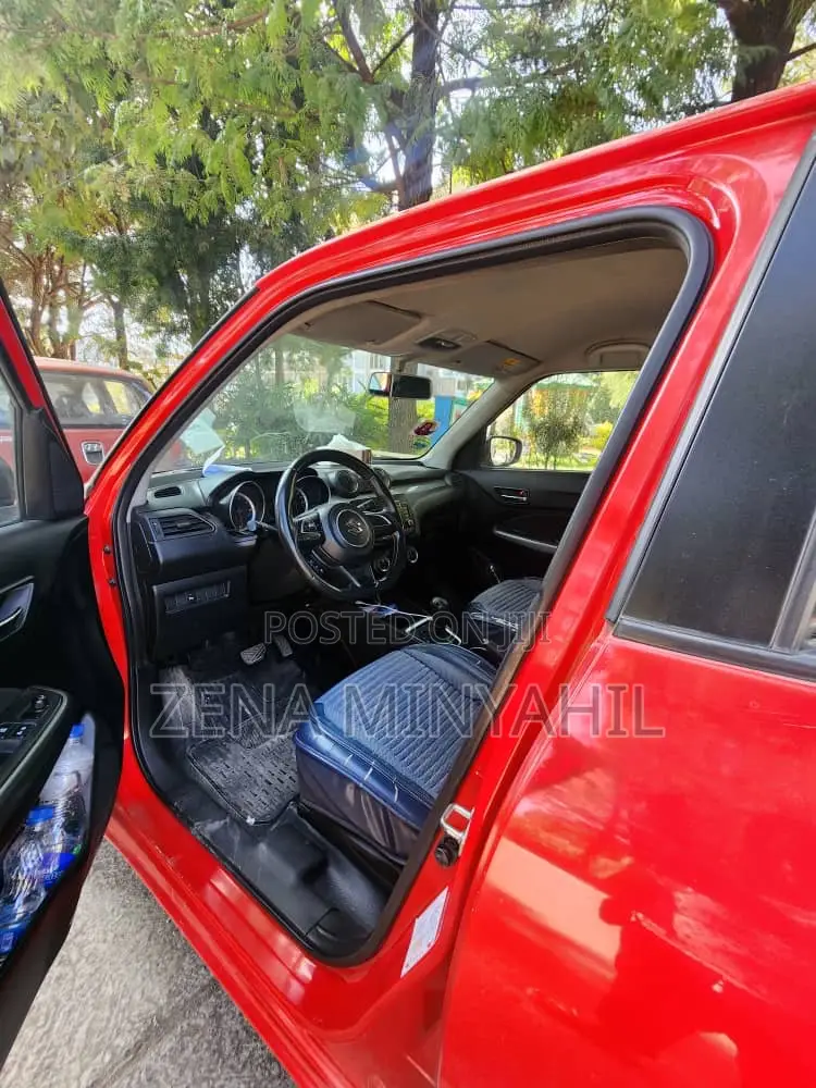Suzuki Swift Sport 2022 Red