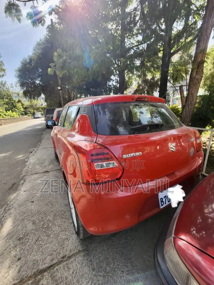 Suzuki Swift Sport 2022 Red