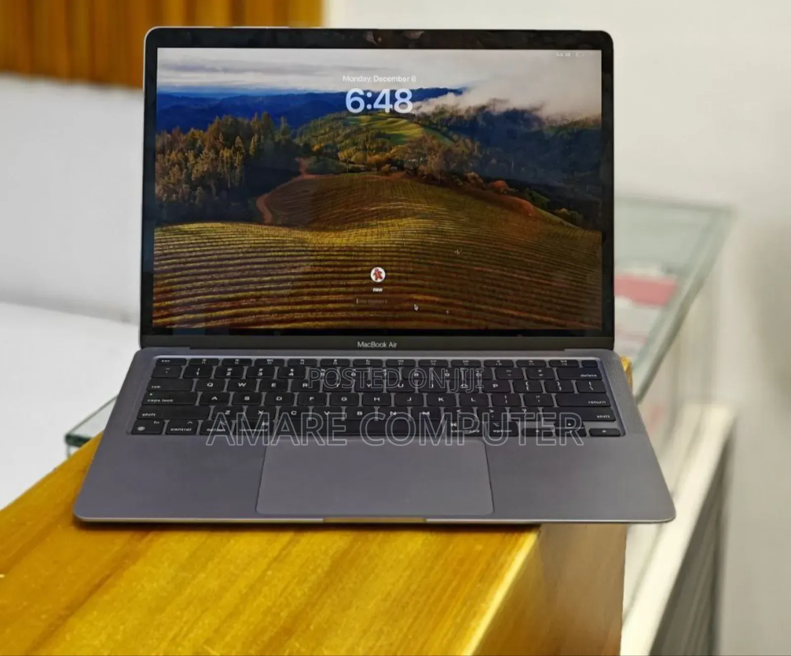 New Laptop Apple MacBook Air 2020 M1 8GB Apple M1 SSD 1T