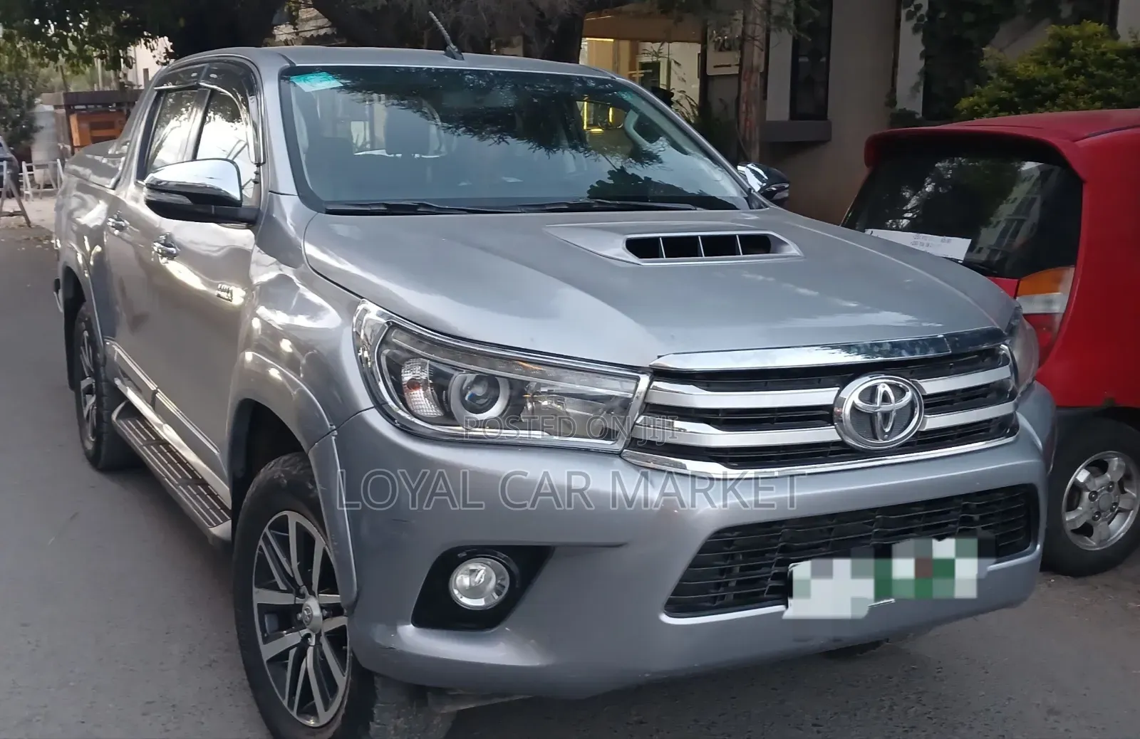 Toyota Hilux 2017 Gray
