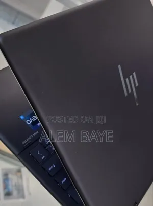 New Laptop HP Spectre 16GB Intel Core I7 SSD 1T