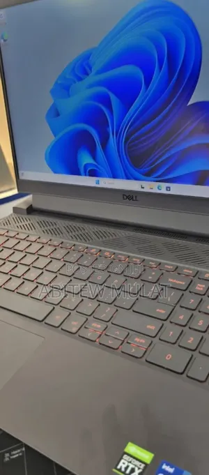 New Laptop Dell G15 5535 16GB Intel Core I7 SSD 1T