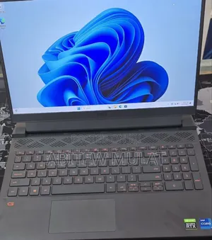 New Laptop Dell G15 5535 16GB Intel Core I7 SSD 1T