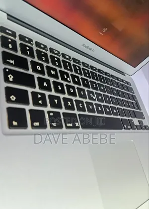 New Laptop Apple MacBook Air 2012 4GB Intel Core i5 SSD 640GB