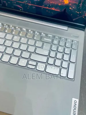 New Laptop Lenovo Ideapad 3 16GB Intel Core I7 SSD 512GB