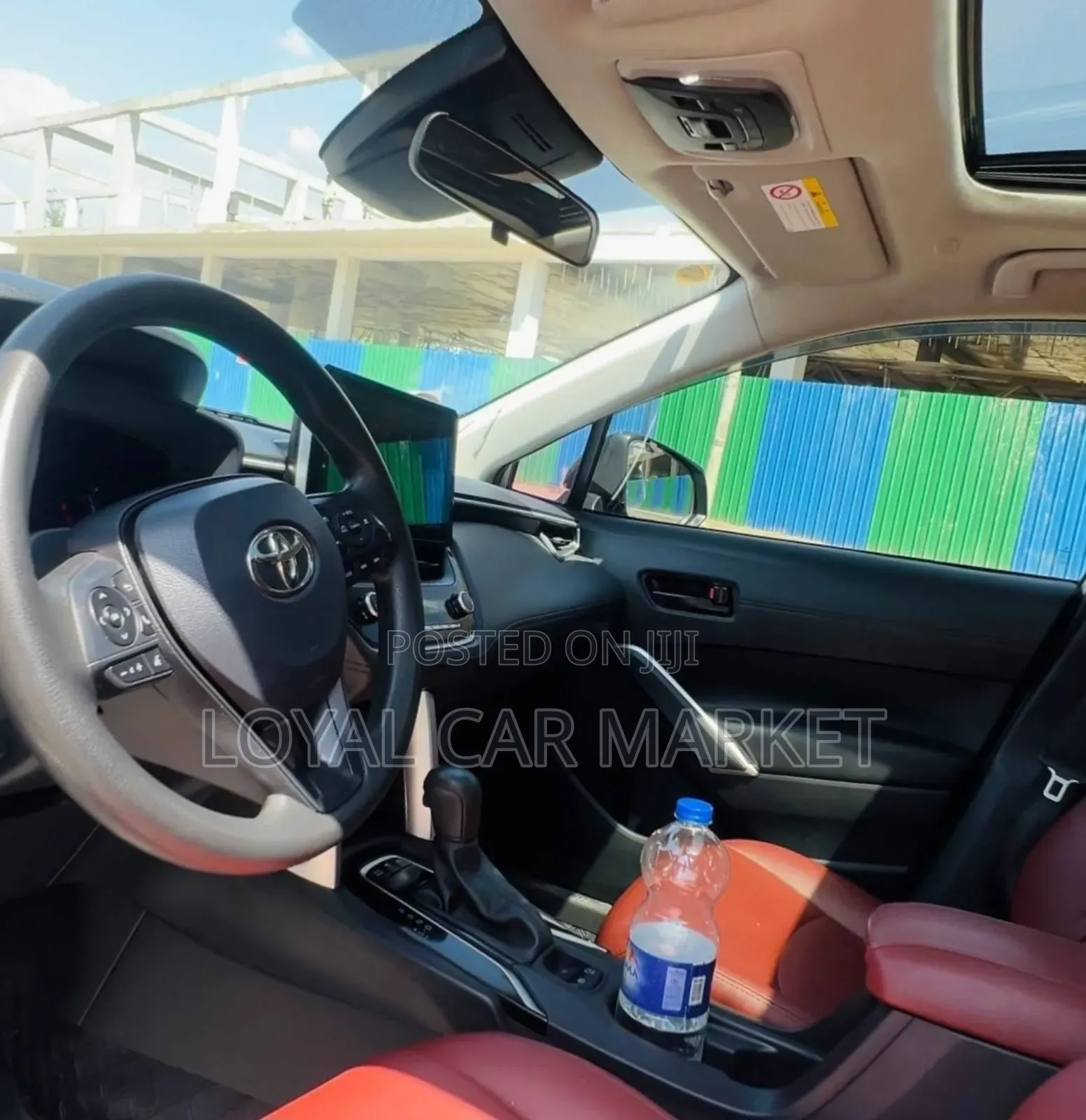 Toyota Corolla Cross Hybrid 2024 White