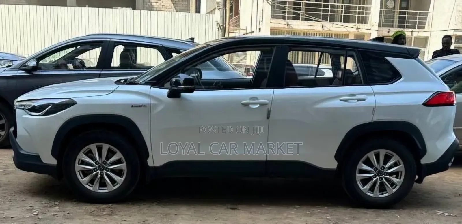 Toyota Corolla Cross Hybrid 2024 White