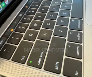 New Laptop Apple MacBook Pro 2019 8GB Intel Core I5 SSD 512GB