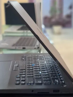 New Laptop Dell Latitude 12 5285 8GB Intel Core I5 SSD 256GB