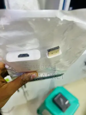 Photo - Hdmi to Display Port