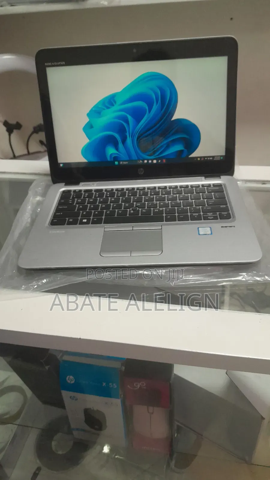 New Laptop HP EliteBook 820 G4 8GB Intel Core I5 SSD 512GB