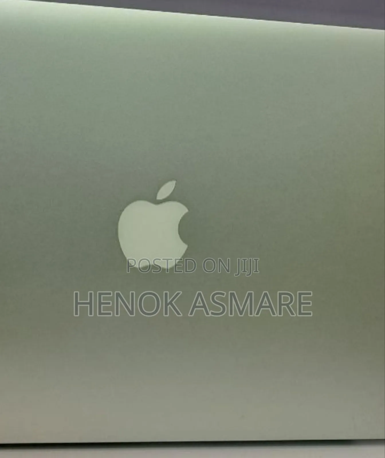 New Laptop Apple MacBook Air 4GB Intel Core I5 SSD 60GB