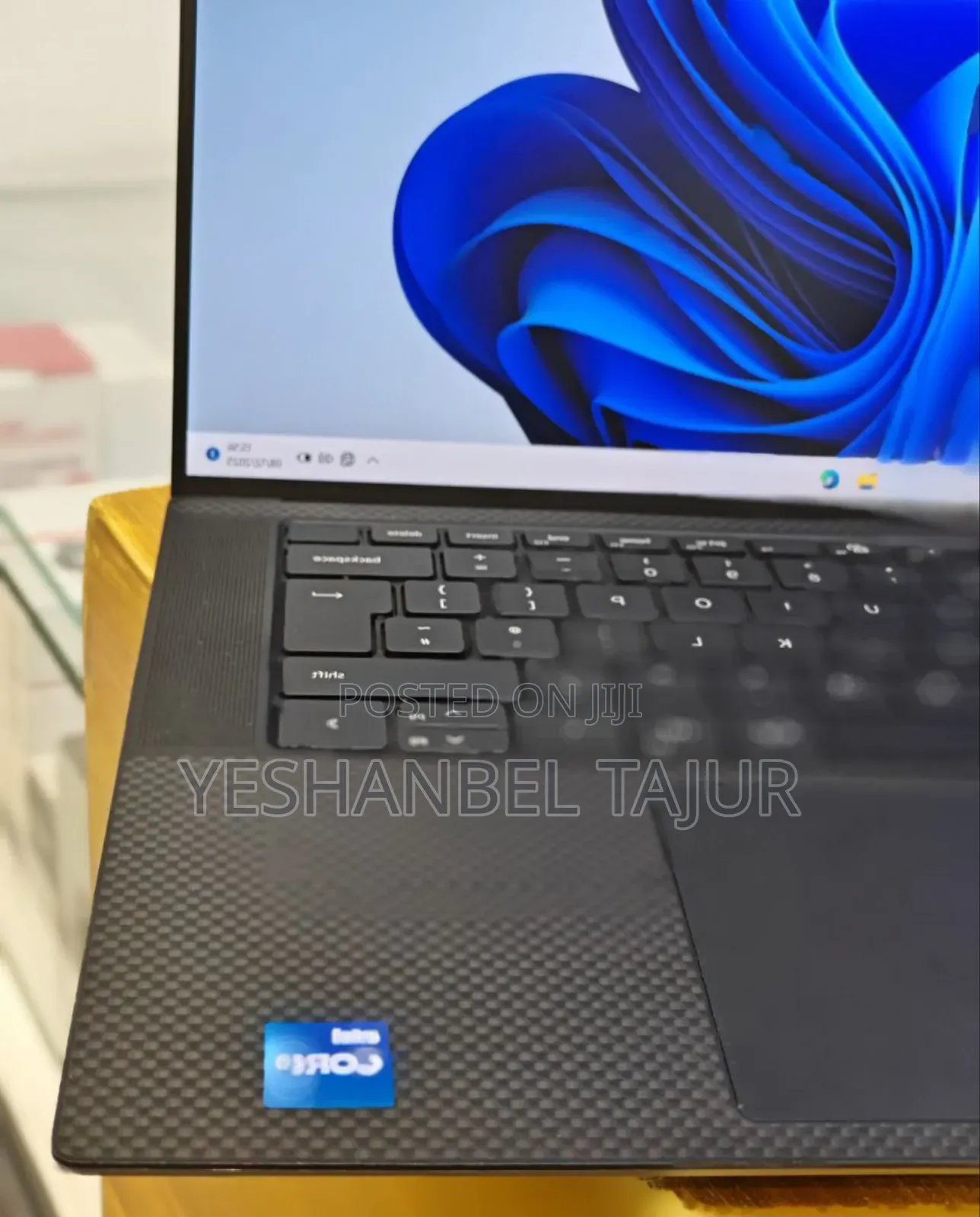 New Laptop Dell Precision 5540 16GB Intel Core I7 SSD 512GB