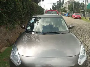 Photo - Suzuki Swift RS 2022 Gray