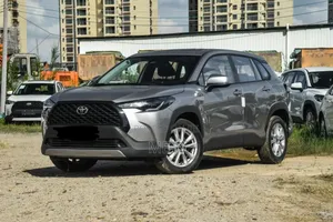 New Toyota Corolla Cross Hybrid 2024