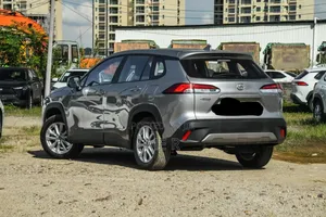 New Toyota Corolla Cross Hybrid 2024