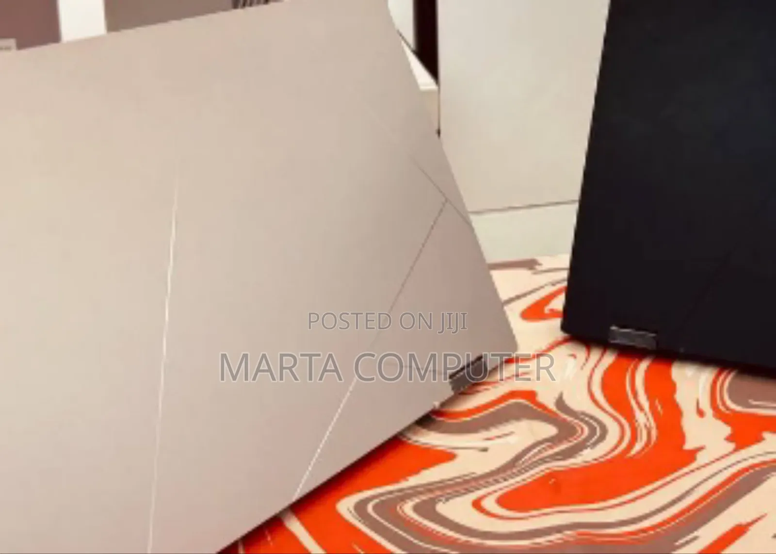 New Laptop Asus ZenBook 13 UX331UN 16GB Intel Core I7 SSD 512GB