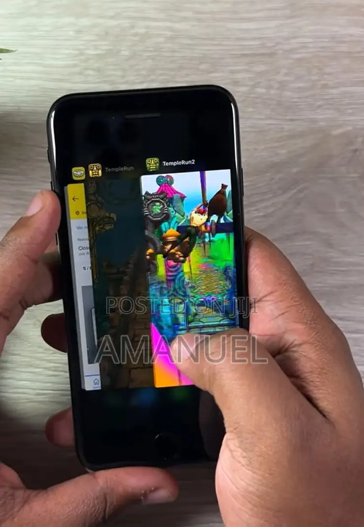 Apple iPhone SE (2022) 64 GB Black