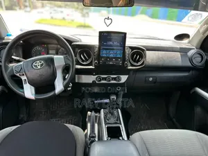 Toyota Tacoma 2017 Silver