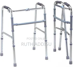 Photo - Foldable Walker Medical Almunium Walker腕表with Wheel Walker輕鬆walker Top