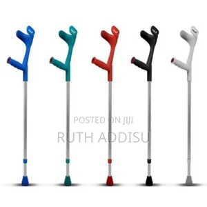 Photo - Elbow Adjustable Height Crutches鳵的crutches輕巧elbow Crutches重點crutches