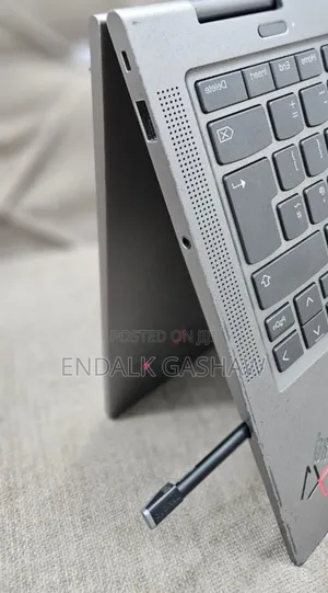 New Laptop Lenovo Thinkpad X1 Yoga 32GB Intel Core I7 SSD 512GB