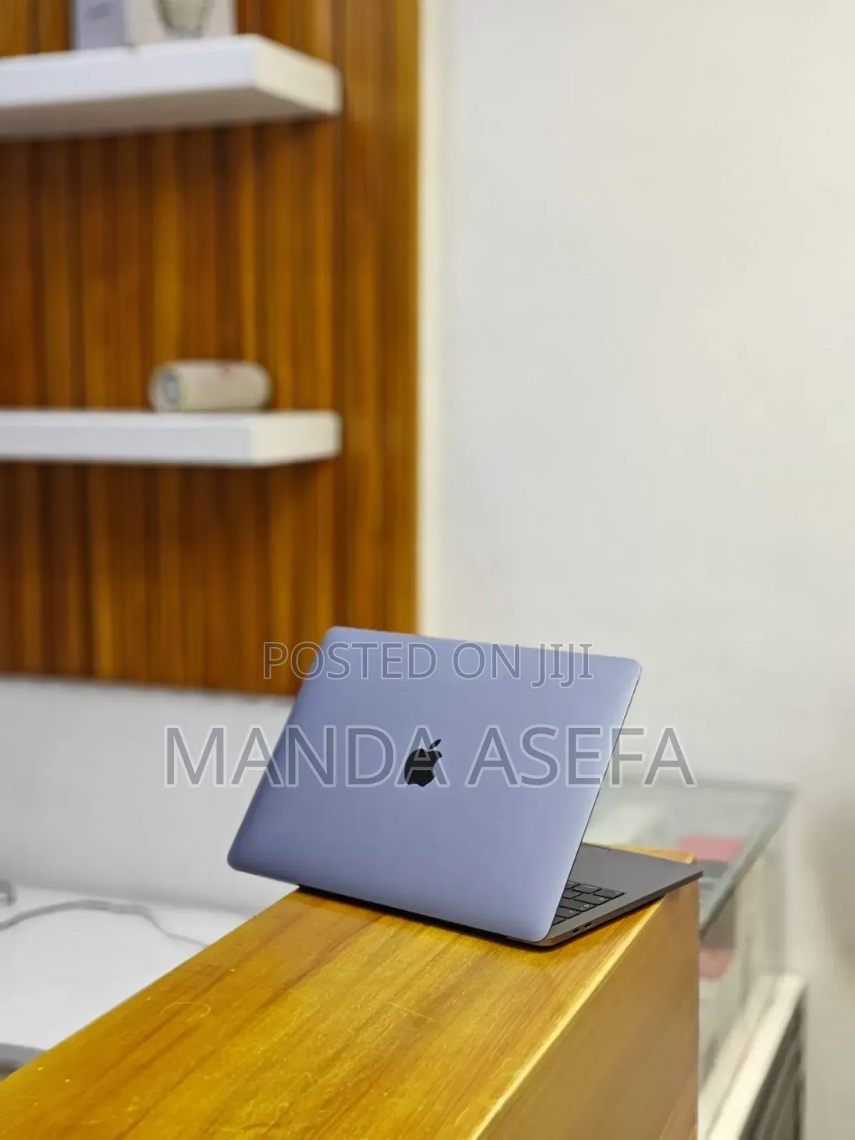 New Laptop Apple MacBook Pro 2019 16GB Intel Core I5 SSD 256GB