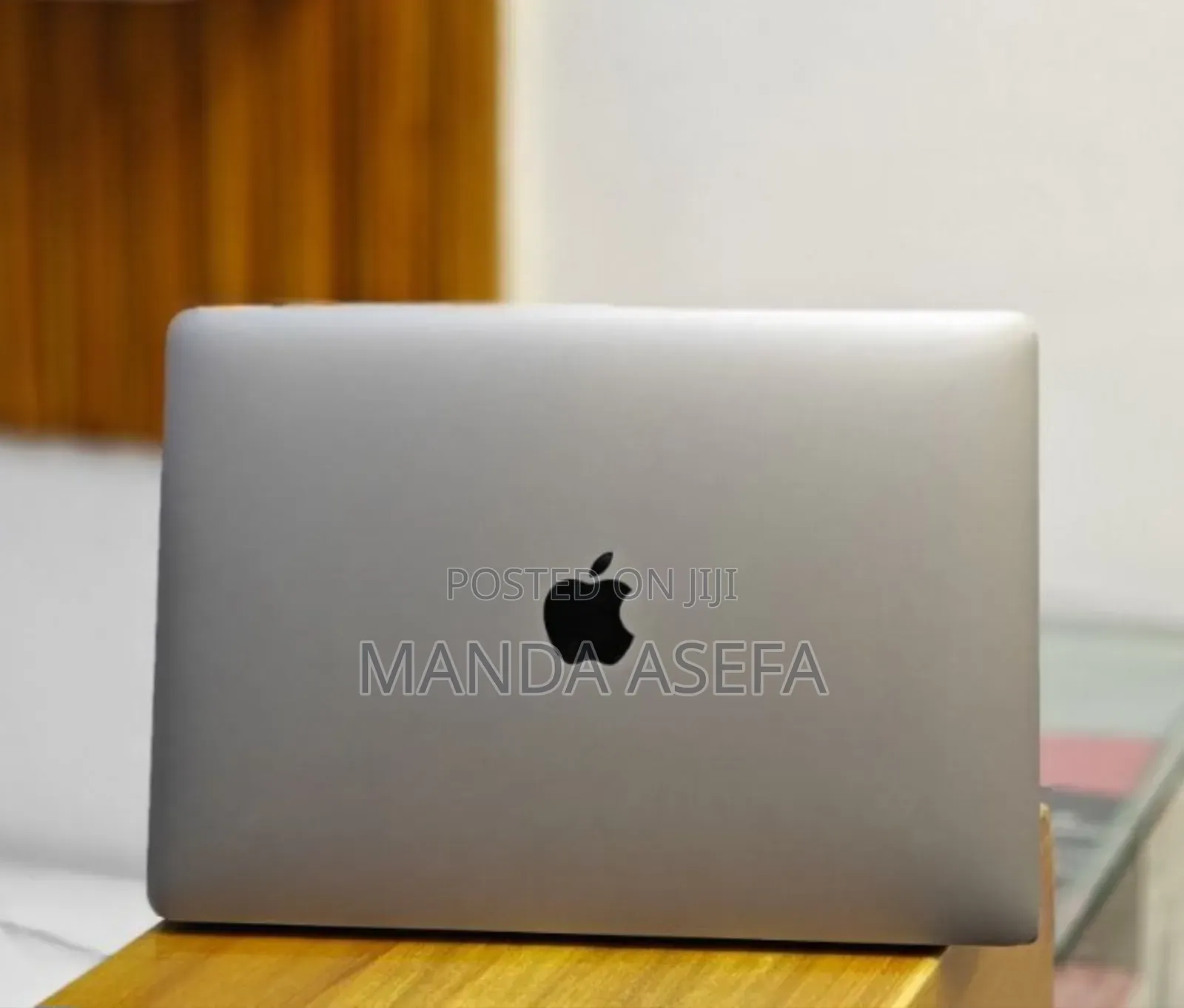 New Laptop Apple MacBook Pro 2019 16GB Intel Core I5 SSD 256GB