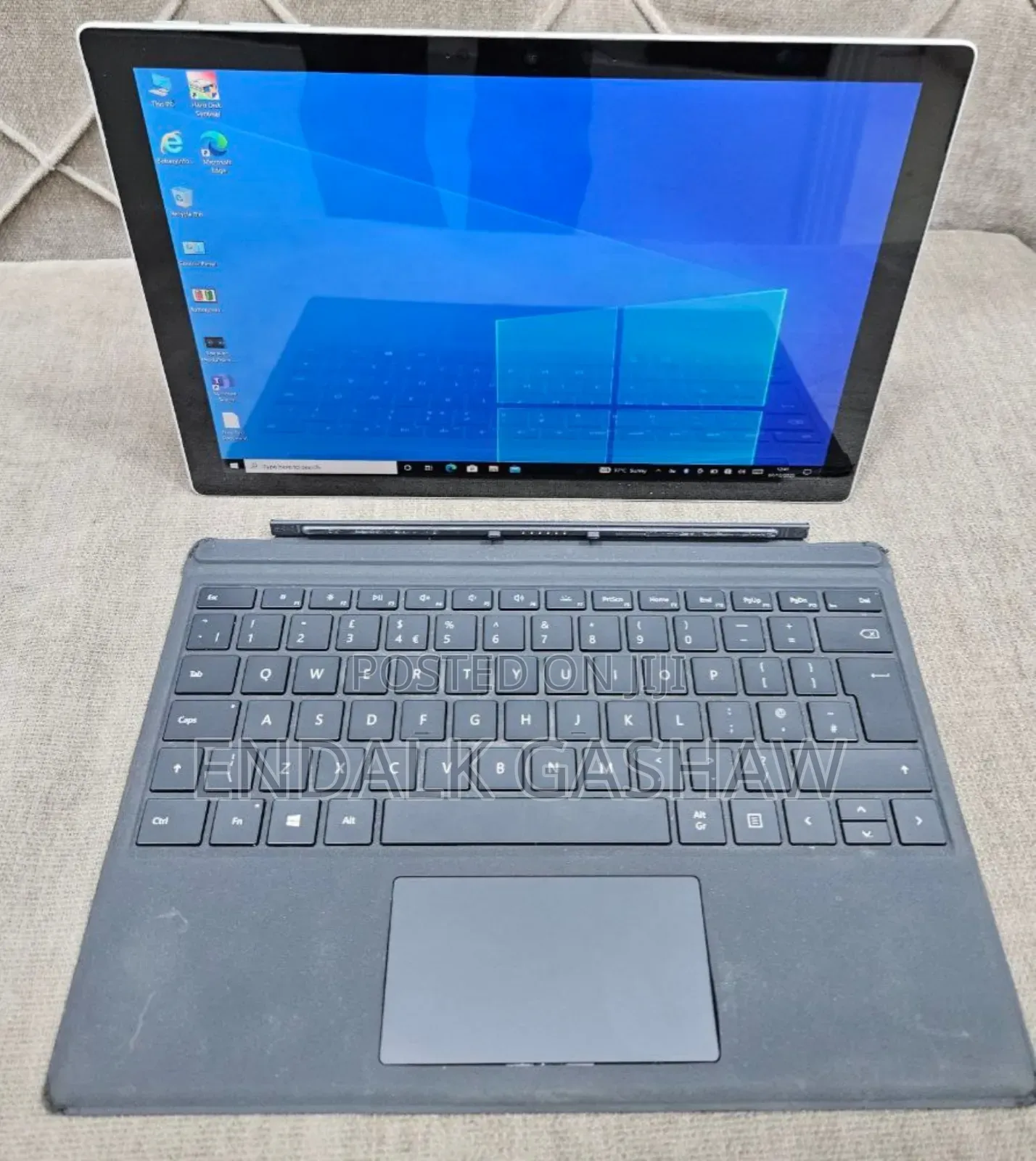 New Laptop Microsoft Surface Pro 7 16GB Intel Core I7 SSD 256GB