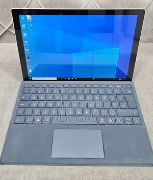 New Laptop Microsoft Surface Pro 7 16GB Intel Core I7 SSD 256GB