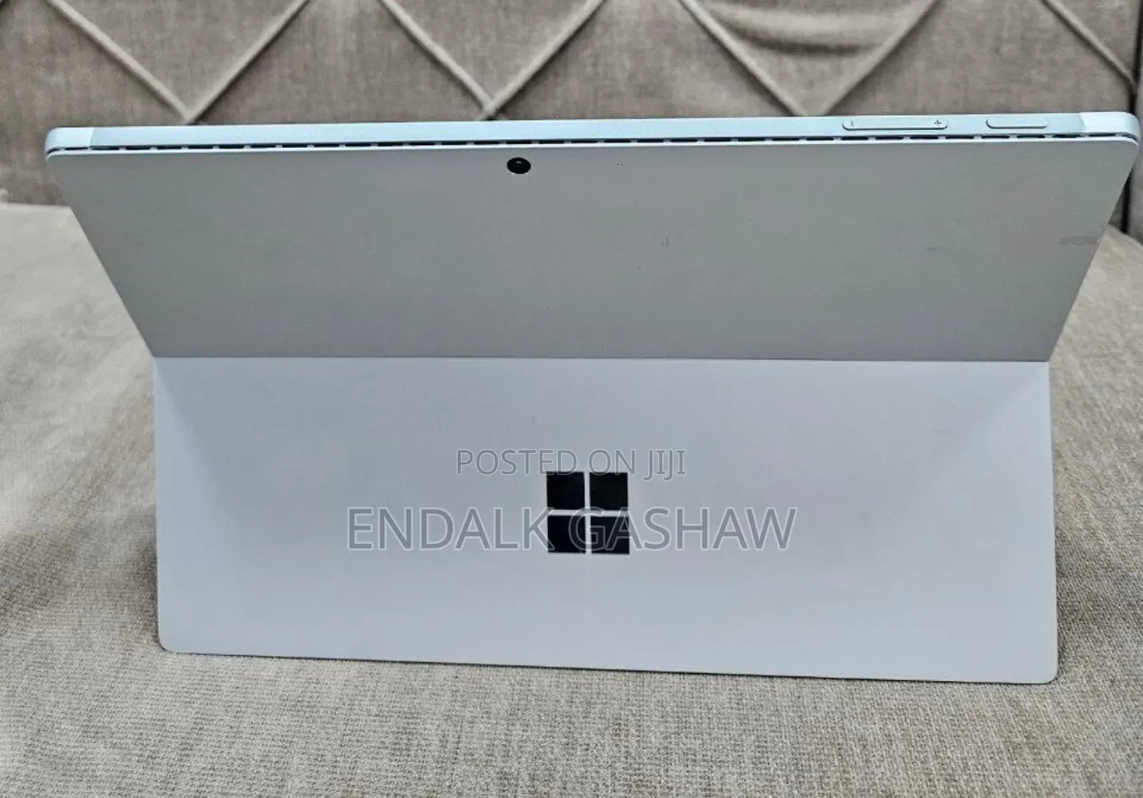 New Laptop Microsoft Surface Pro 7 16GB Intel Core I7 SSD 256GB