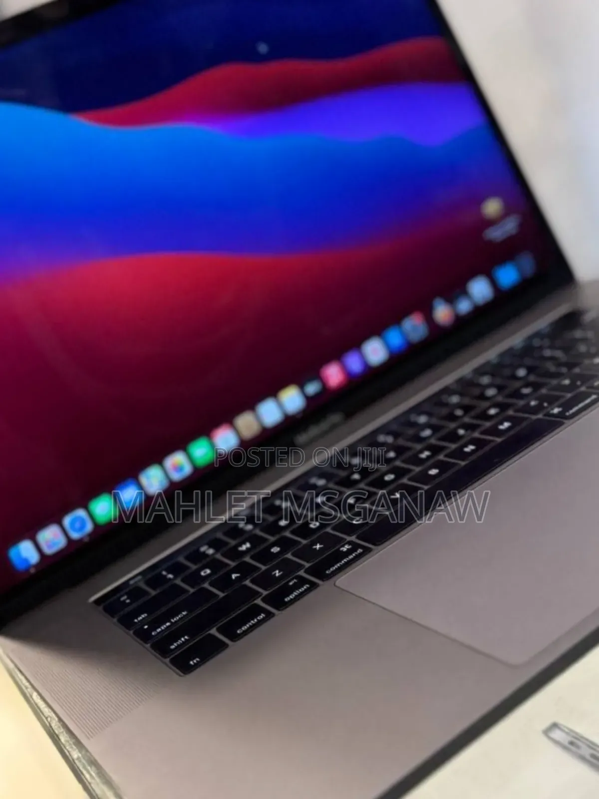 New Laptop Apple MacBook Pro 2016 16GB Intel Core I7 SSD 256GB