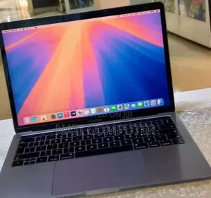 New Laptop Apple MacBook Pro 2019 8GB Apple M1 Pro SSD 128GB