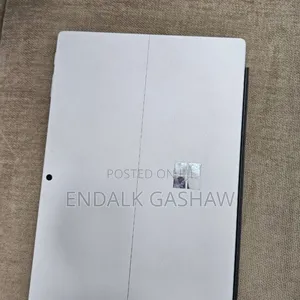 New Laptop Microsoft Surface Pro 7 8GB Intel Core I5 SSD 128GB