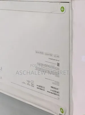 New Laptop Apple MacBook Air 2025 M4 13-Inch 16GB Apple M4 SSD 256GB