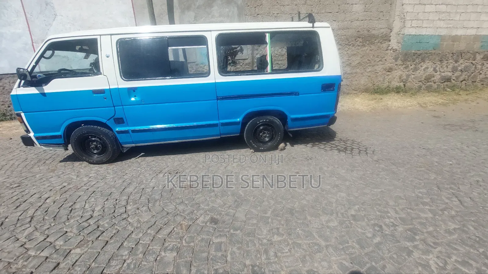 Toyota HiAce 1989 Blue