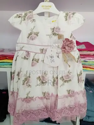 Photo - የሴት ቀሚስ በታይት Girls