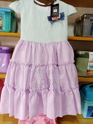 የሴት ቀሚስ በታይት Girls