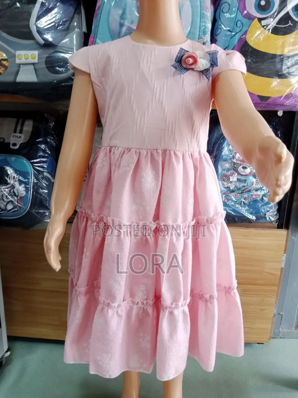 የሴት ቀሚስ በታይት Girls