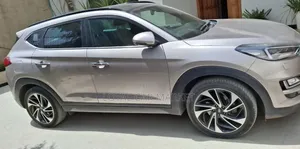 Photo - Hyundai Tucson 2020 Silver