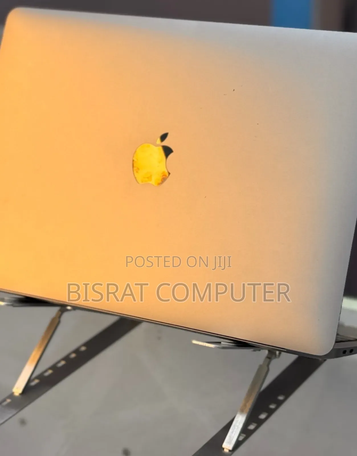 New Laptop Apple MacBook Air 2020 M1 8GB Apple M1 SSD 256GB