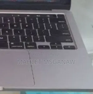 New Laptop Apple MacBook Pro 2020 8GB Intel Core I5 SSD 256GB