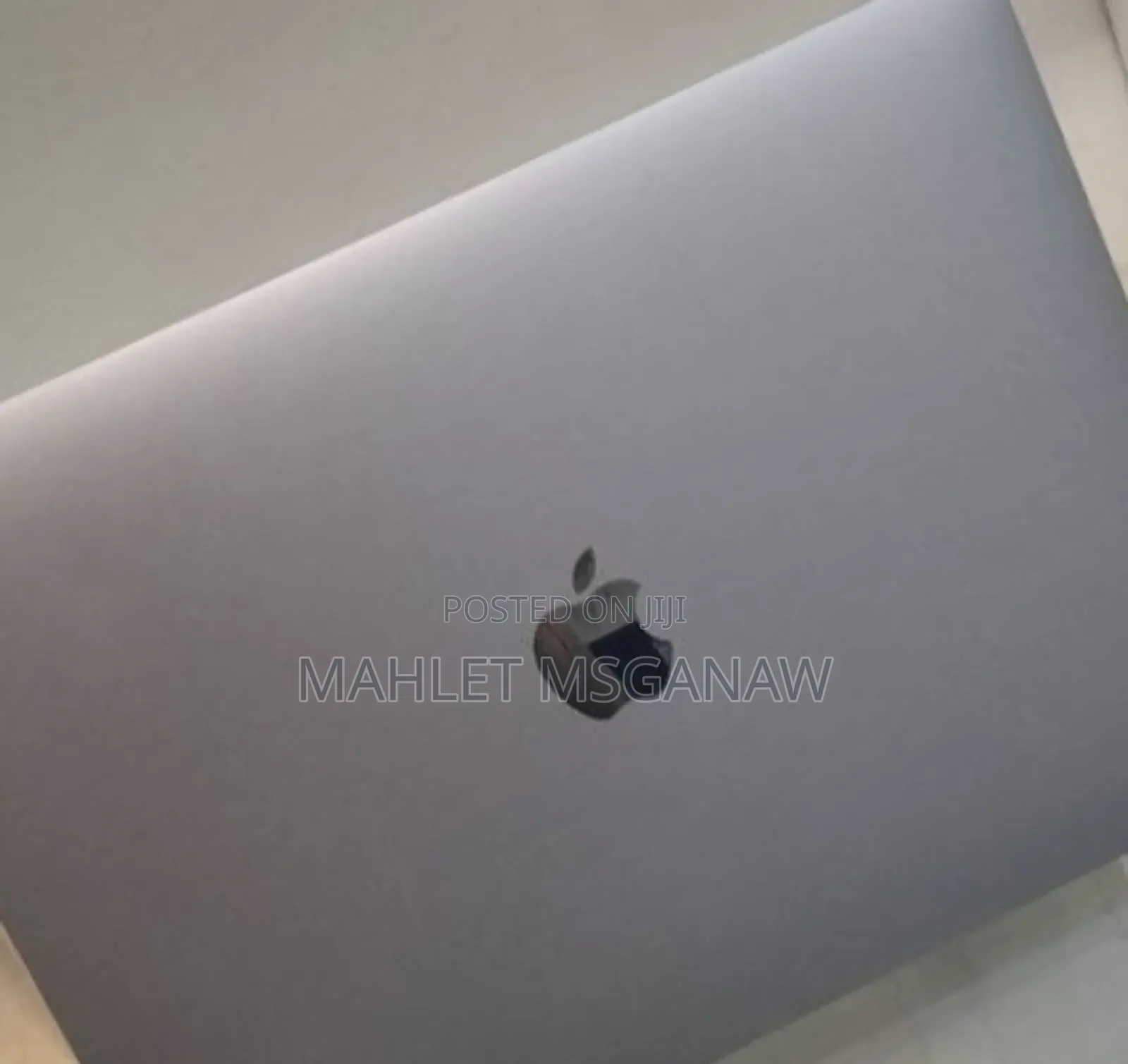 New Laptop Apple MacBook Pro 2020 8GB Intel Core I5 SSD 256GB